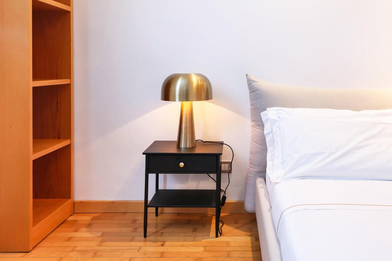 Duomo Luxury Apartment VIII Милан Экстерьер фото